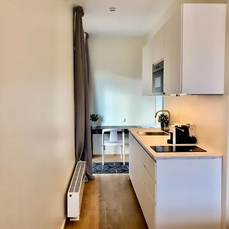 Lovely Aisa | 2 Terraces *