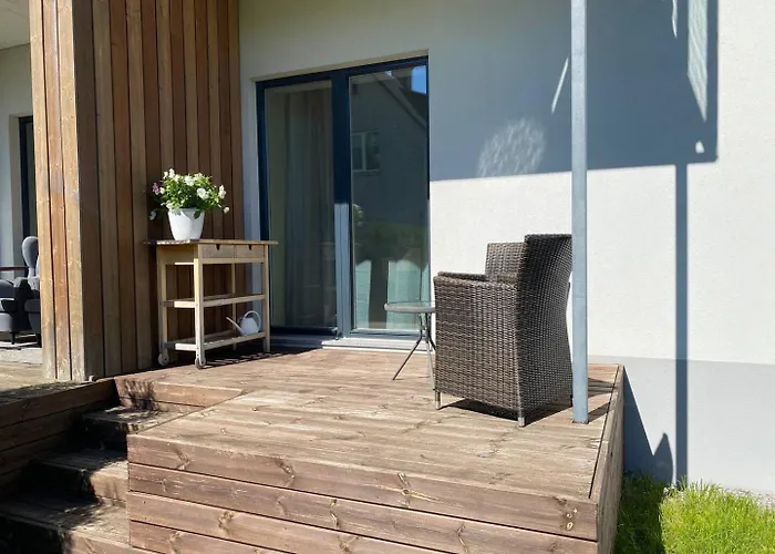 Lovely Aisa | 2 Terraces