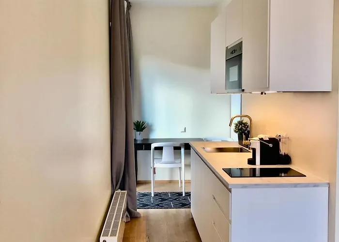 Lovely Aisa | 2 Terraces *